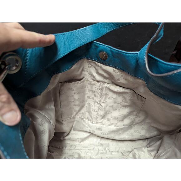 Michael Kors bucket boho Purse bag Chain Handle Strap leather Teal PreOwned - Picture 8 of 9
